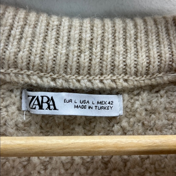 Zara Chunky Waffle Knit Crew Neck Sweater Cream Oatmeal Womens Large Fisherman - Picture 3 of 8